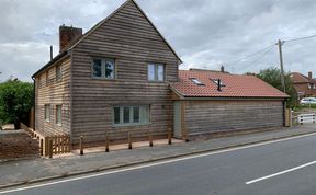 Photo of Lodge Cottage