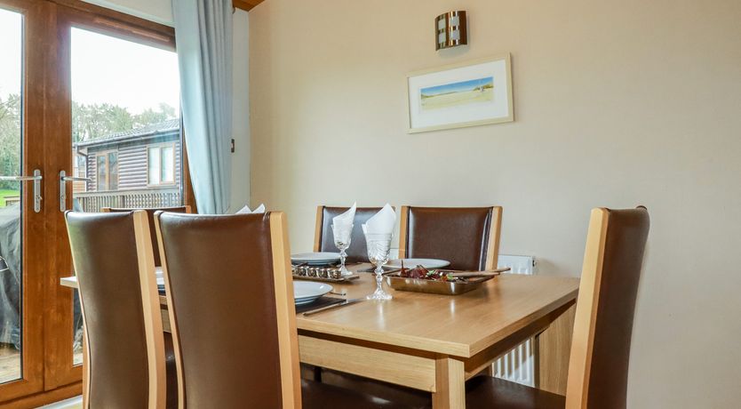 Photo of 4 The Glade