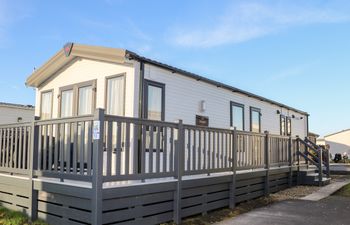 Chichester Lakeside Holiday Park Holiday Home