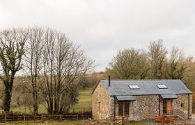 Photo of lower-walreddon-barn