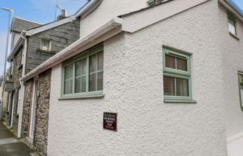 1 Penporth Holiday Home