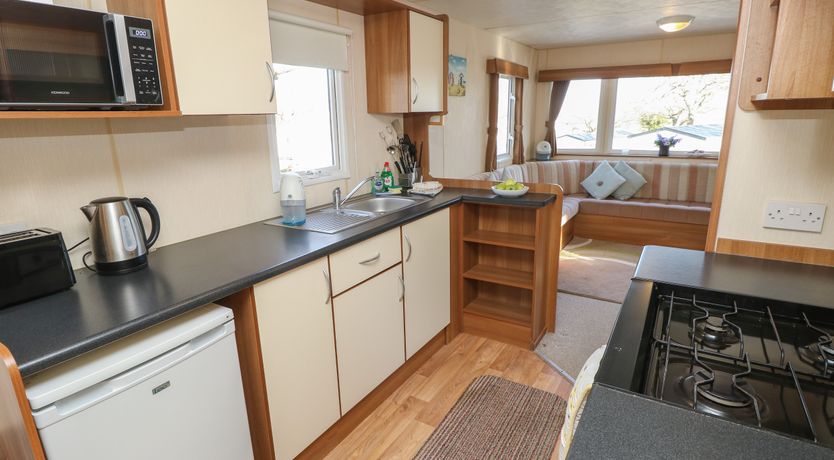 Photo of 15 Rosewood