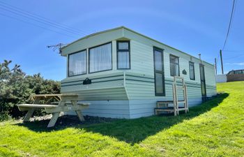 Caravan at Cartref Holiday Home