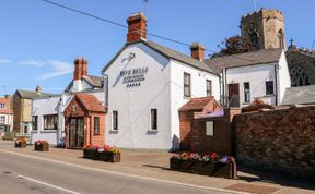 Photo of The Five Bells Inn