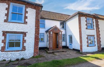 Beach Cottage Holiday Home