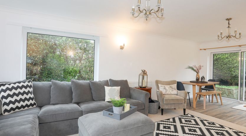 Photo of 15 Maes Awel