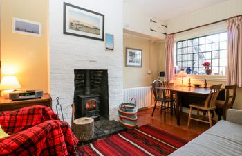 Yew Tree Cottage Holiday Home