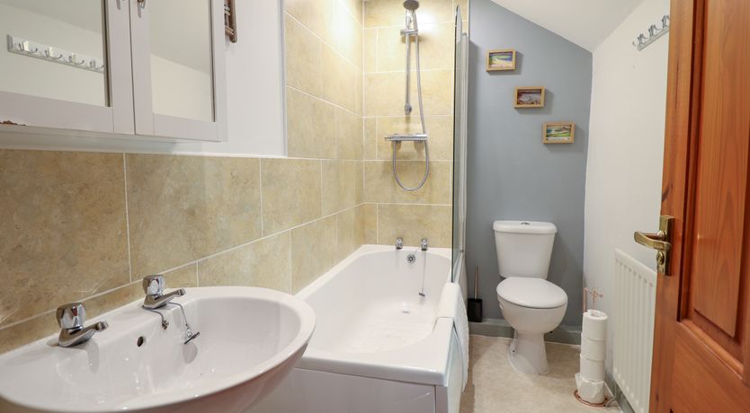 Photo of Railway Cottage