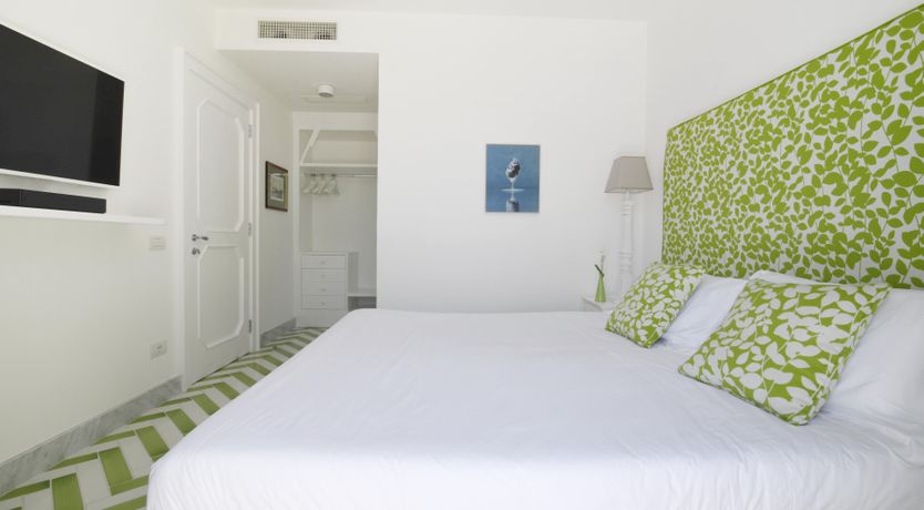 Photo of Paradise Moon