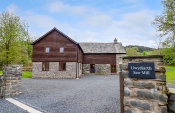 Llwydiarth Saw Mill Holiday Home