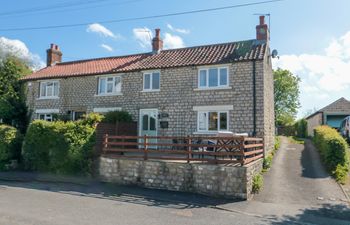 Lilac Cottage Holiday Home