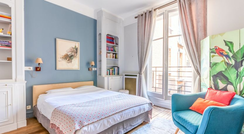 Photo of Elegant Belle Epoque