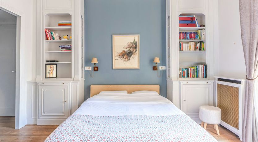 Photo of Elegant Belle Epoque