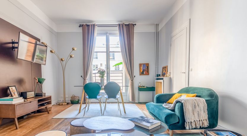 Photo of Elegant Belle Epoque