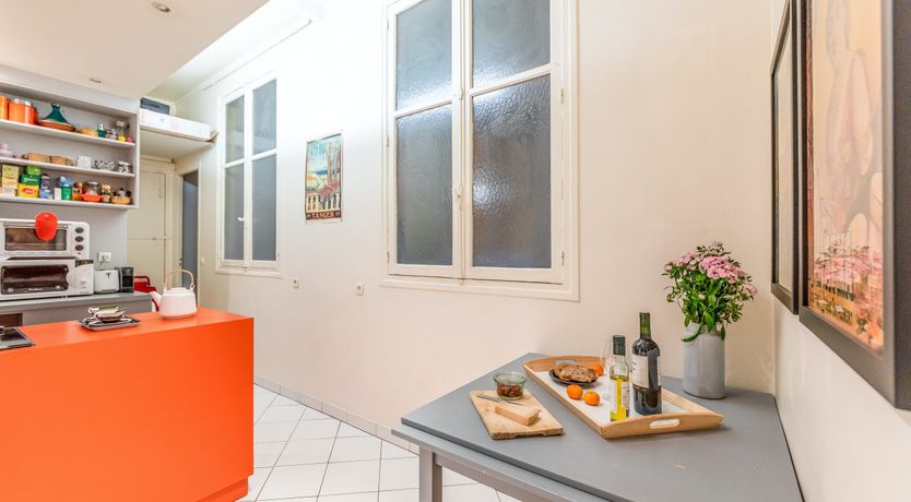 Photo of Elegant Belle Epoque