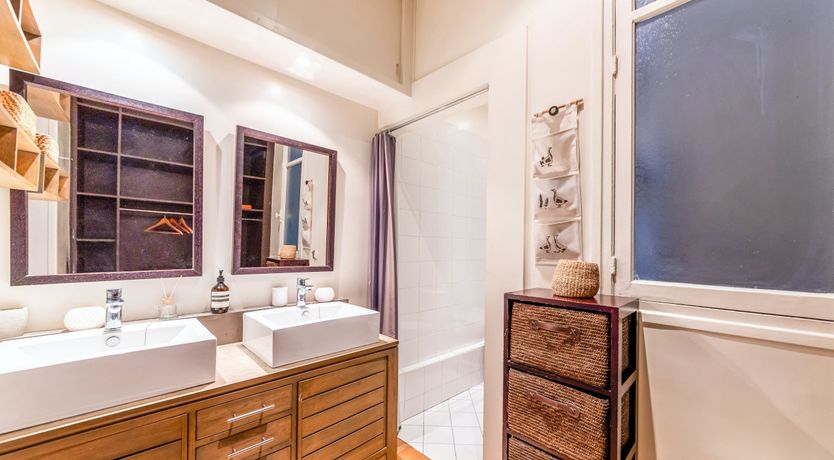 Photo of Elegant Belle Epoque