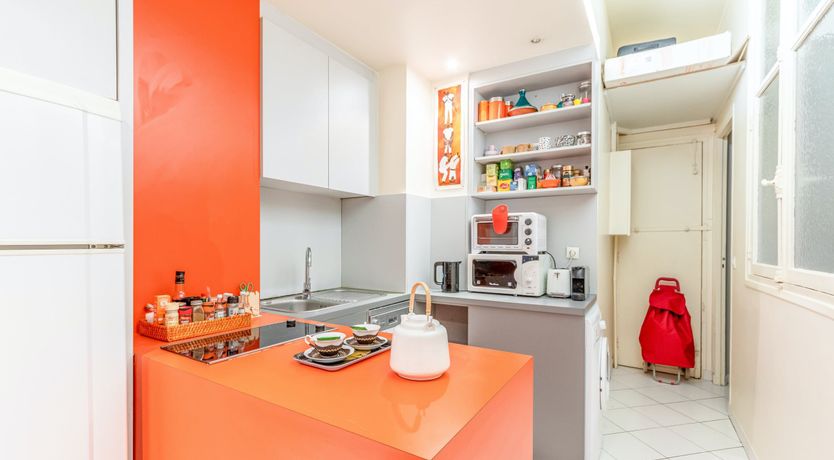 Photo of Elegant Belle Epoque