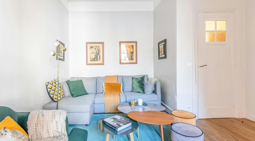 Photo of Elegant Belle Epoque