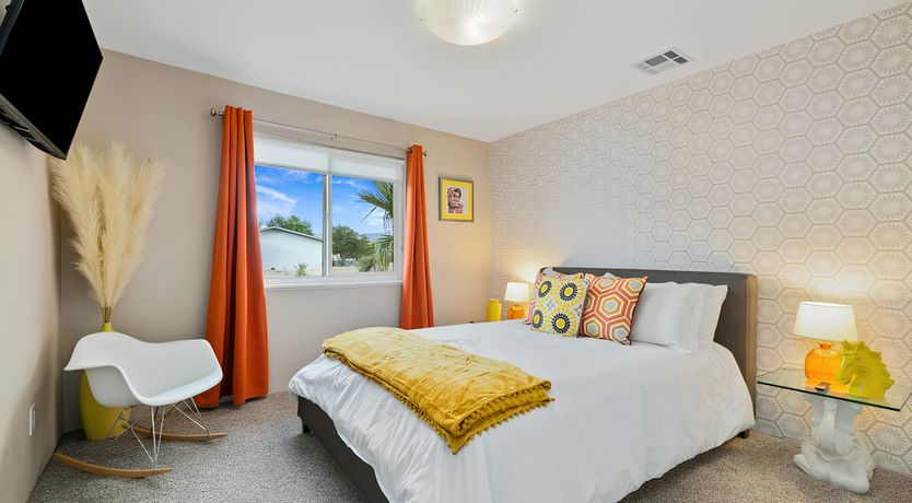 Photo of Mid-century Escape