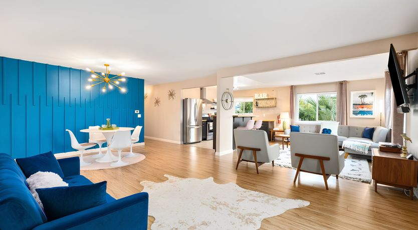 Photo of Mid-century Escape