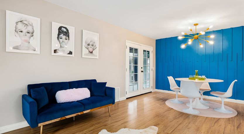 Photo of Mid-century Escape