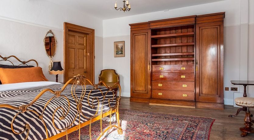 Photo of Elegant Georgian Gem