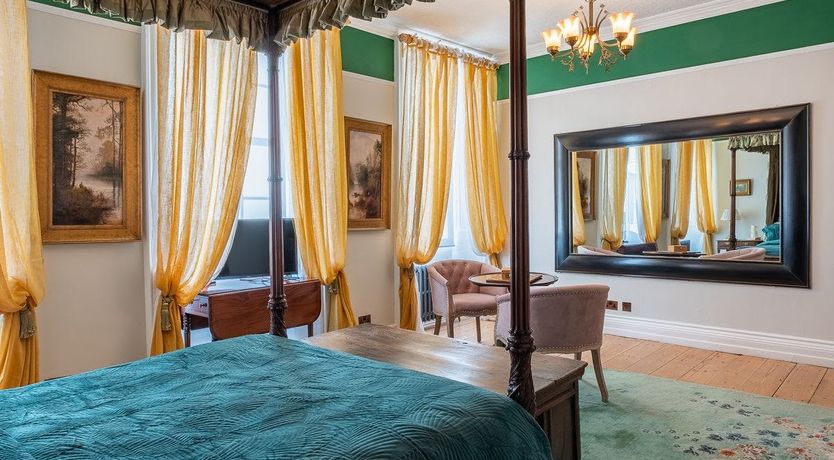 Photo of Elegant Georgian Gem