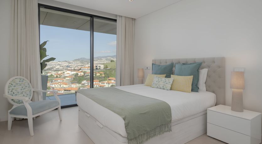 Photo of Eiffel Vista