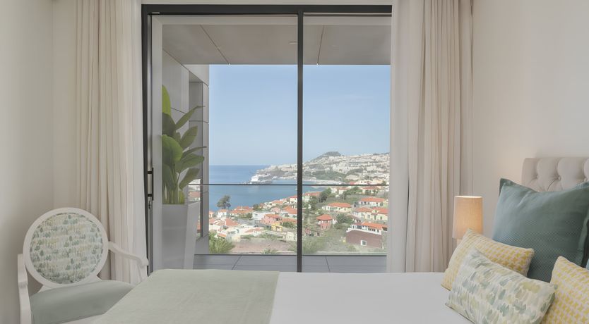 Photo of Eiffel Vista