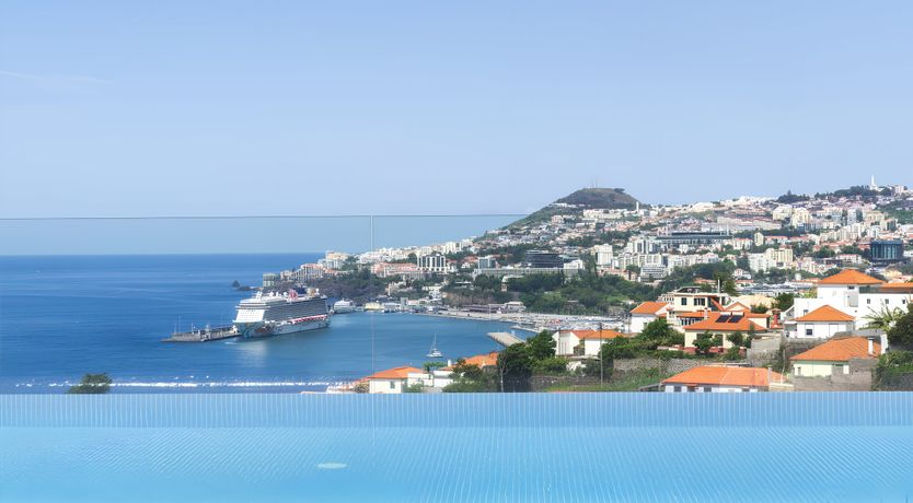 Photo of Eiffel Vista