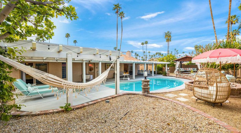 Photo of Serenade Sunset