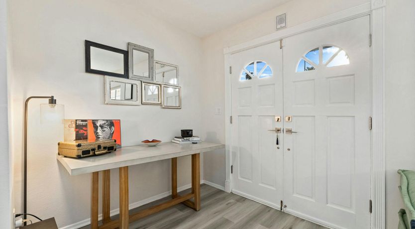 Photo of Serenade Sunset