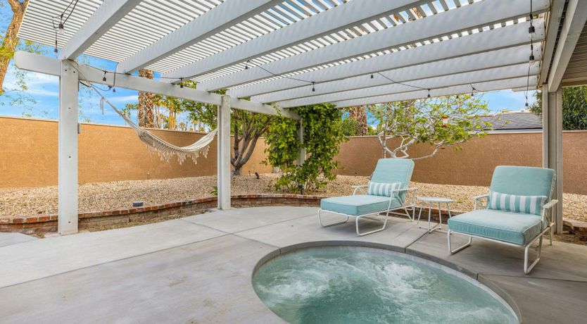 Photo of Serenade Sunset