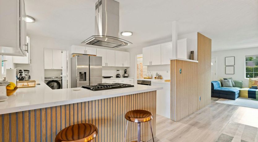 Photo of Serenade Sunset