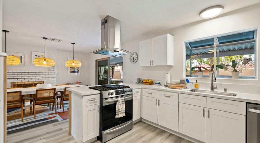 Photo of Serenade Sunset