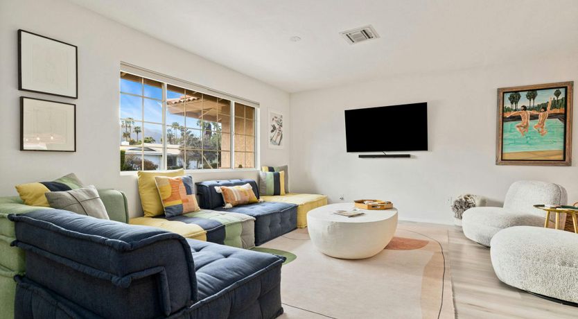 Photo of Serenade Sunset