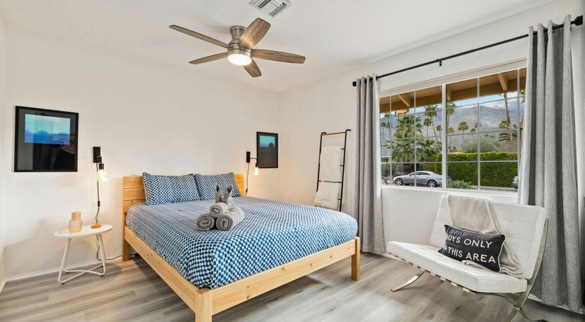 Photo of Serenade Sunset