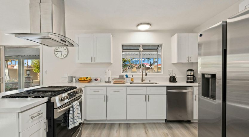 Photo of Serenade Sunset