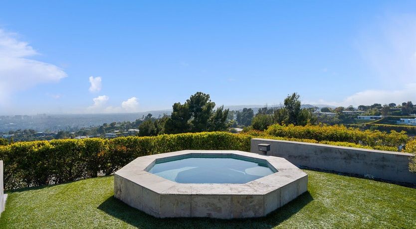 Photo of Melting Pinks