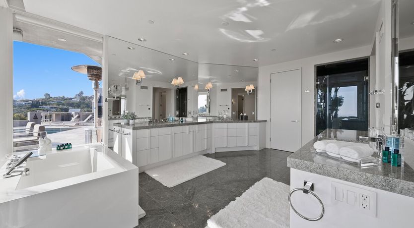 Photo of Melting Pinks