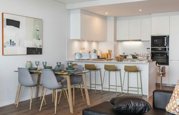 Seaview Hideaway Apartment