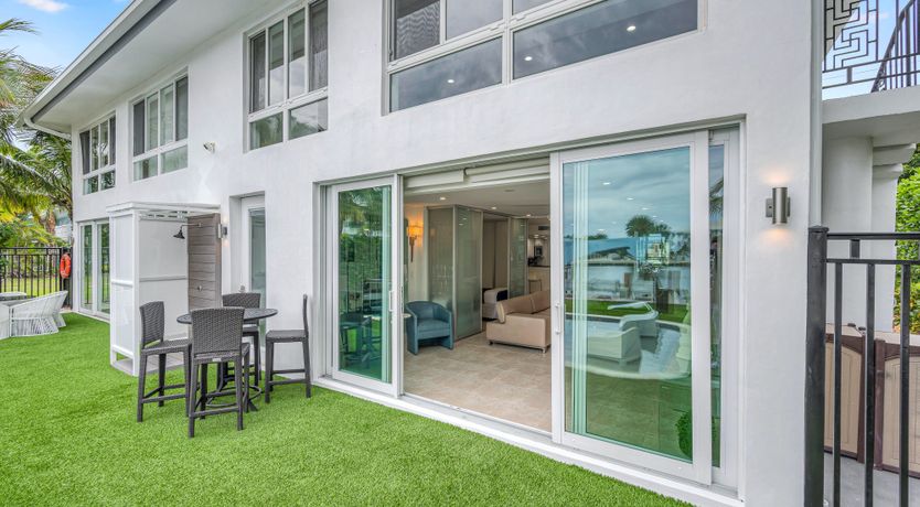 Photo of Lakeside Getaway