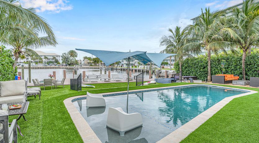 Photo of Lakeside Getaway