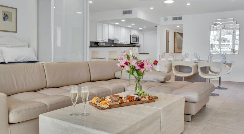 Photo of Lakeside Getaway