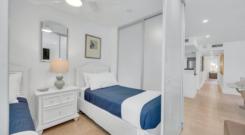 Photo of Lakeside Getaway