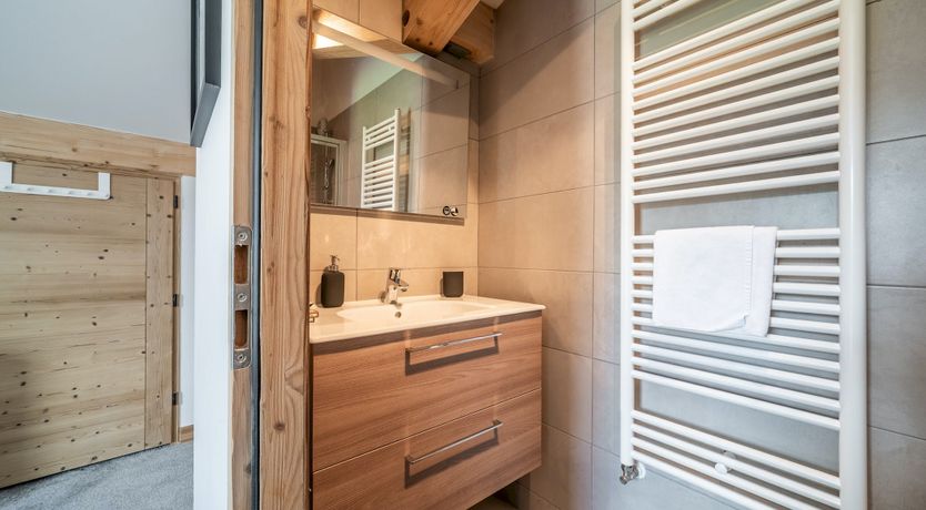 Photo of Serene Mountain Haven