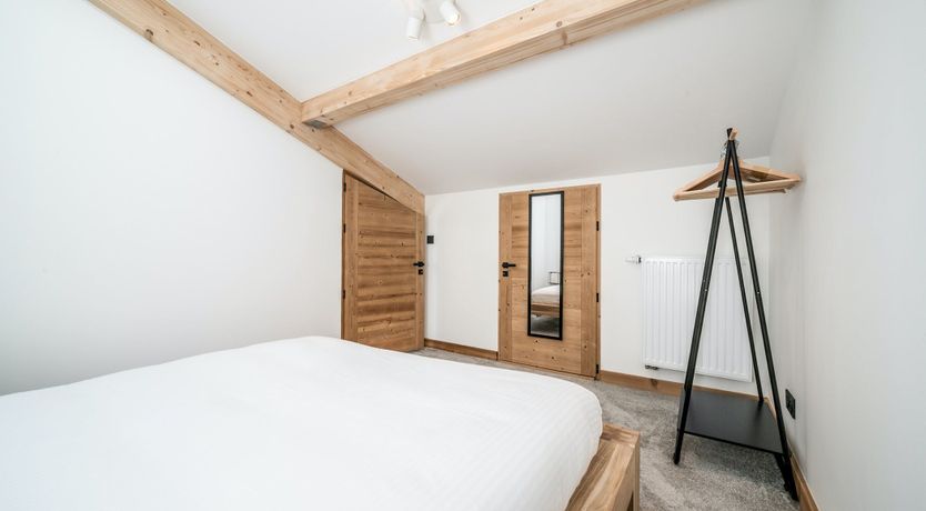 Photo of Serene Mountain Haven