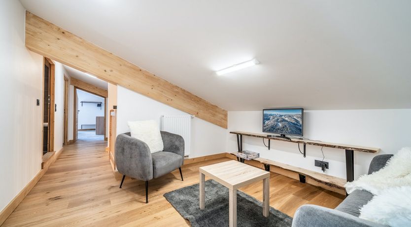 Photo of Serene Mountain Haven