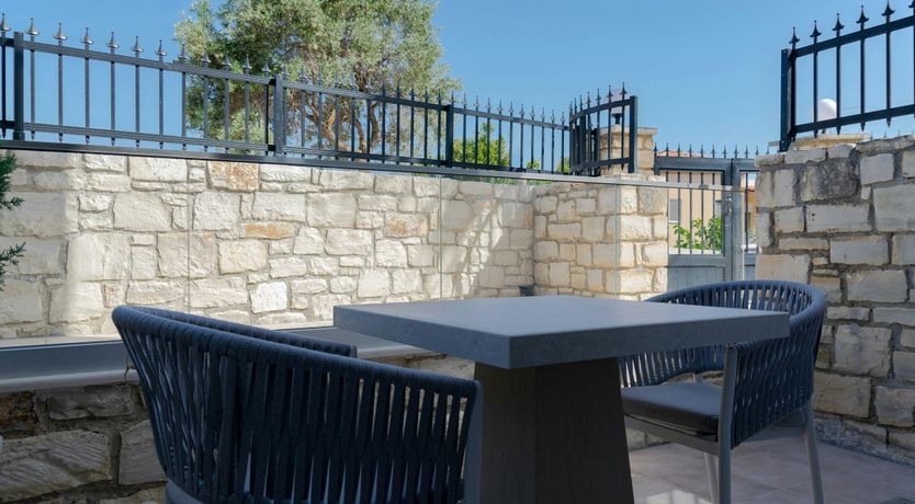 Photo of Sfakaki Bliss