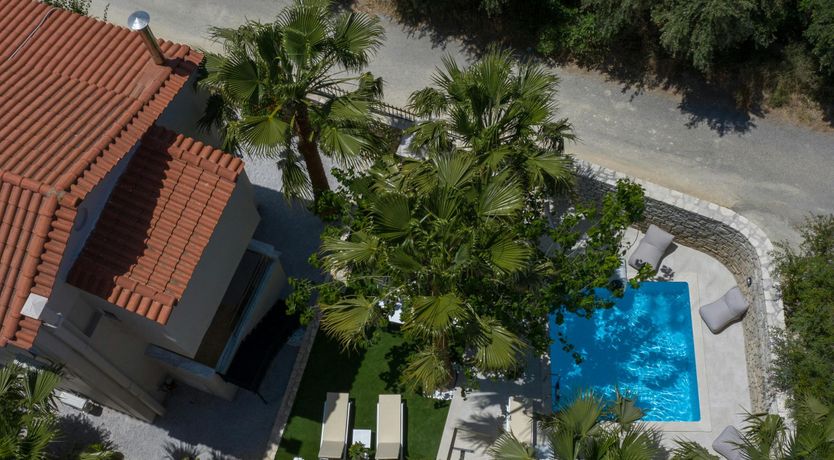 Photo of Sfakaki Bliss